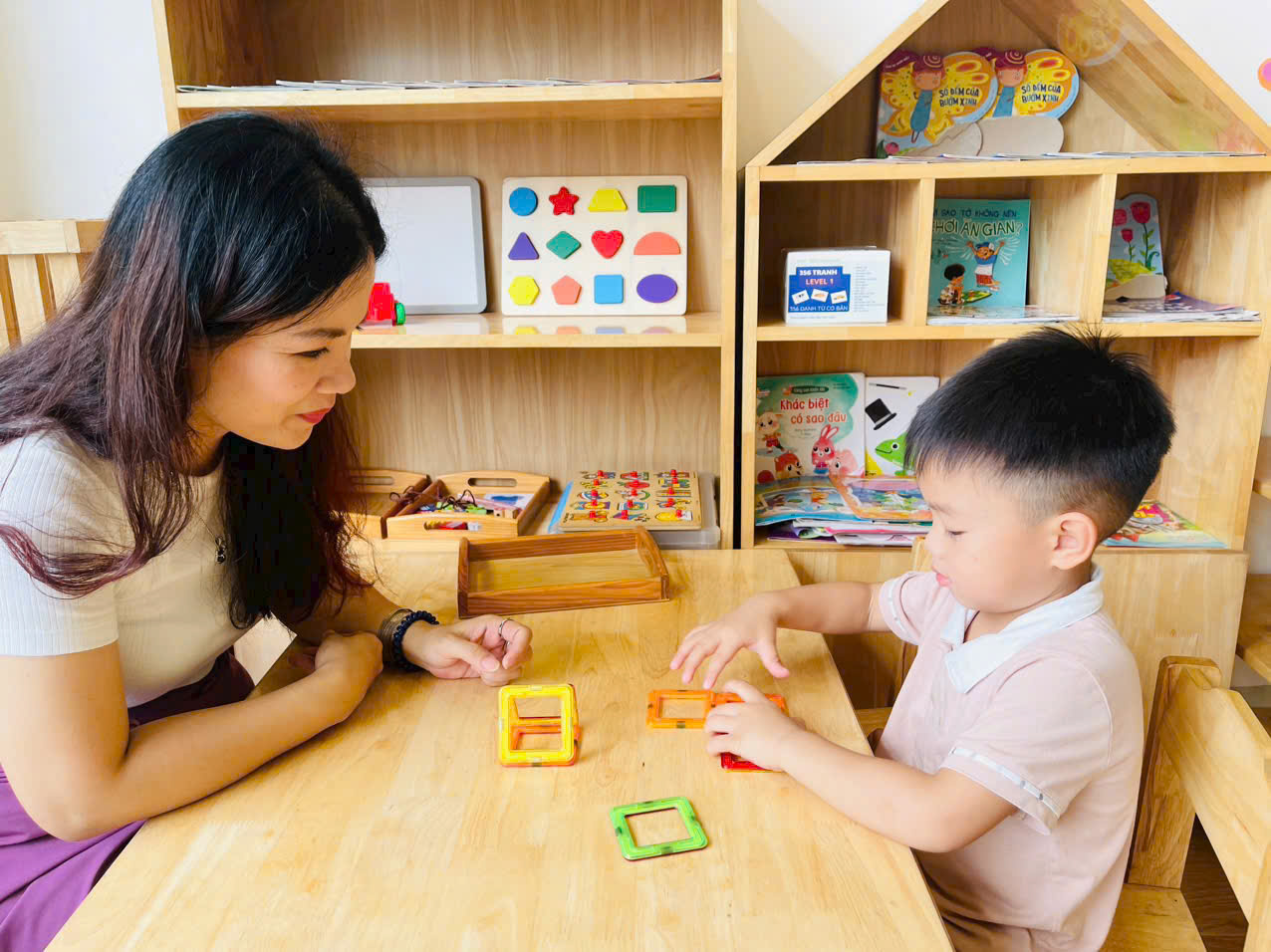 TRUNG TÂM CAN THIỆP CHO TRẺ NHỎ VÀ TRẺ LỚN 